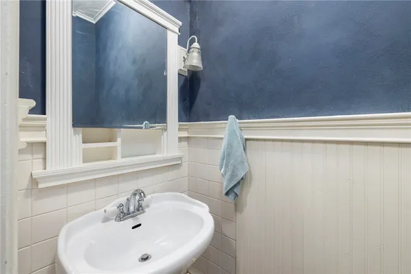 $560,000 | 165 Waterman Street, Unit 2, Providence, RI 02906