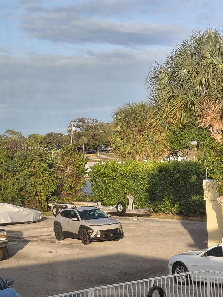 731 Hummingbird Way, Unit 10 North Palm Beach, FL 33408 - Photo 5 of 18