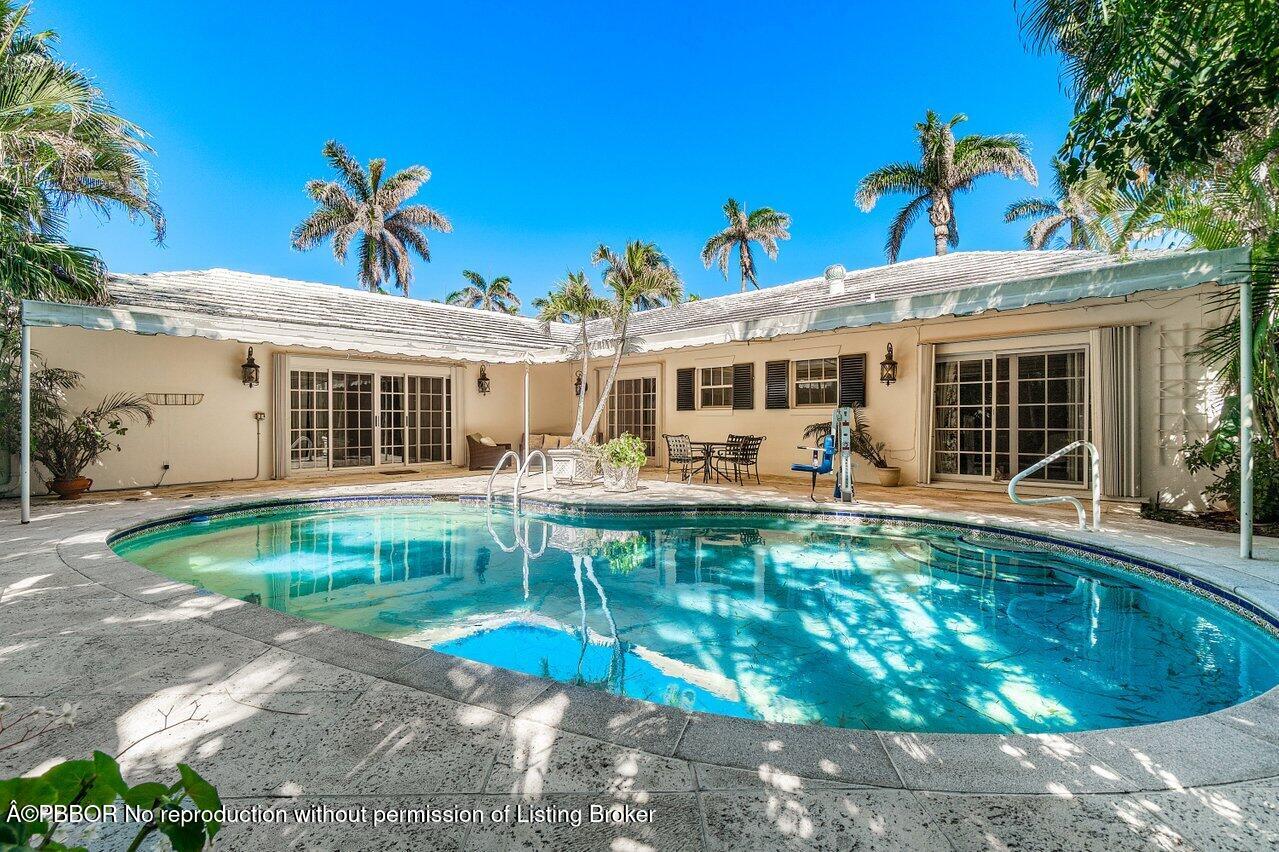 214 List Road Palm Beach, FL 33480 - Photo 15 of 21 038-214ListRoad-PalmBeach-FL-33480-SMALL