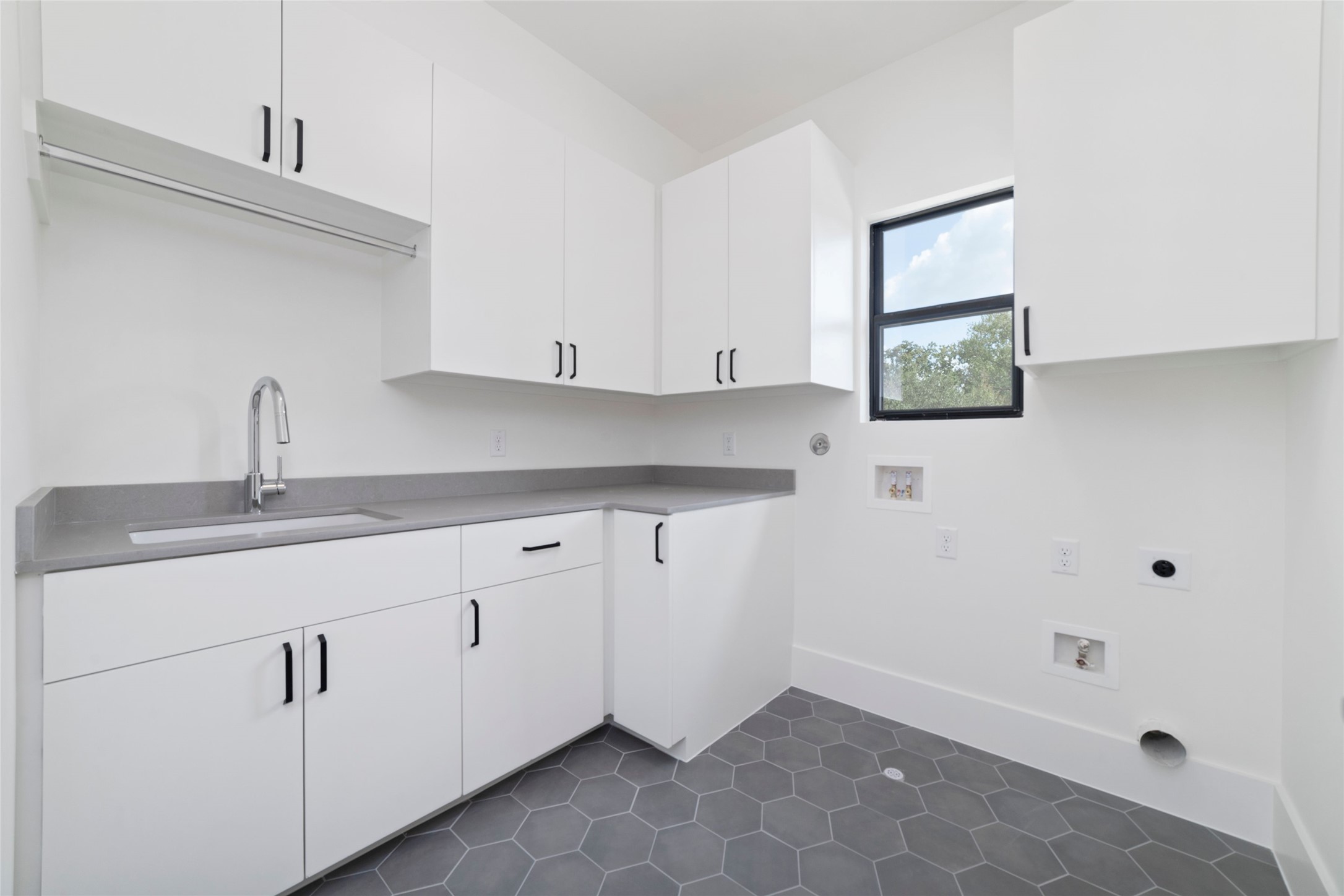 5200 Beech Street Bellaire, TX 77401 - Photo 40 of 50