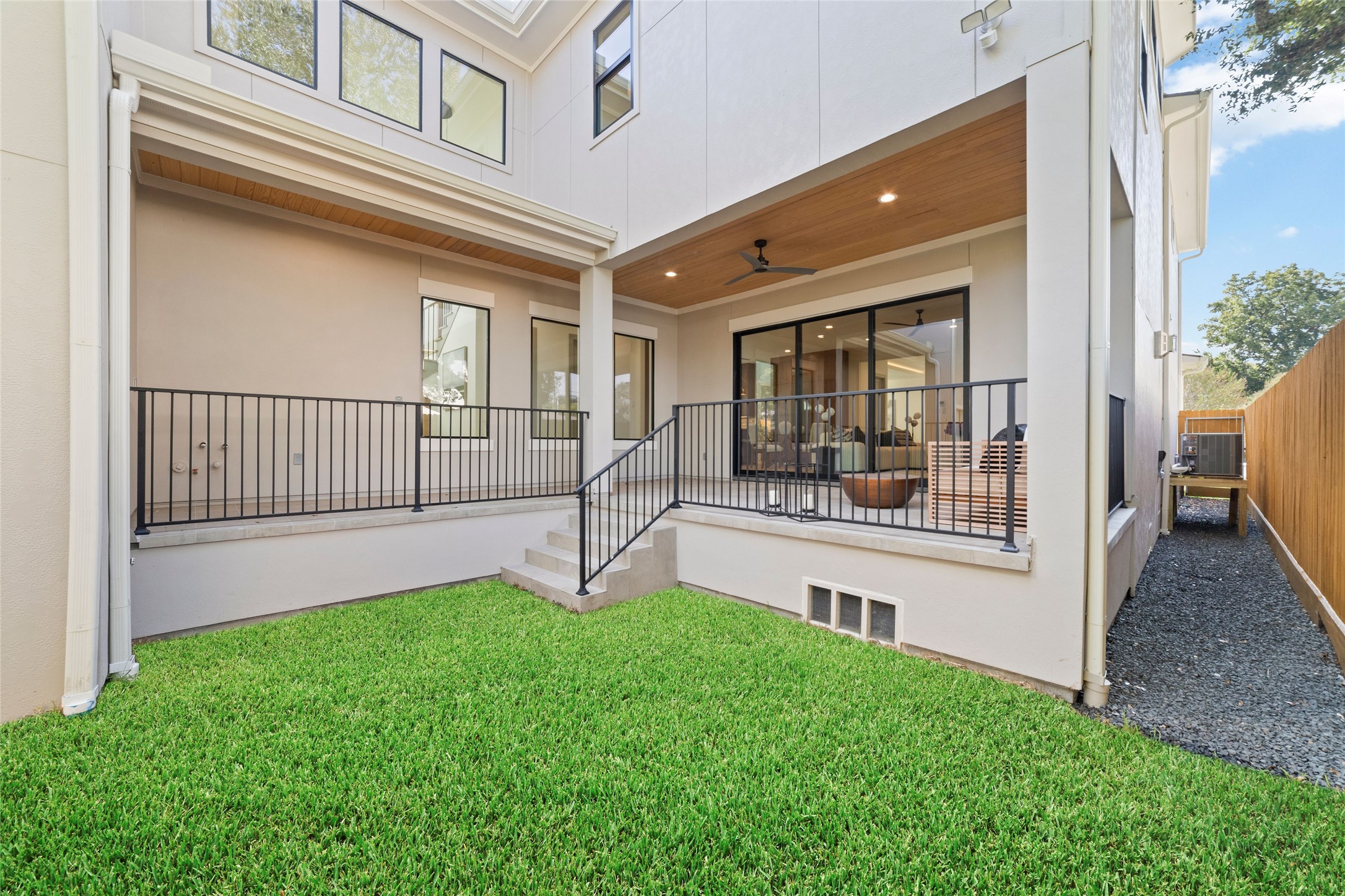 5200 Beech Street Bellaire, TX 77401 - Photo 44 of 50