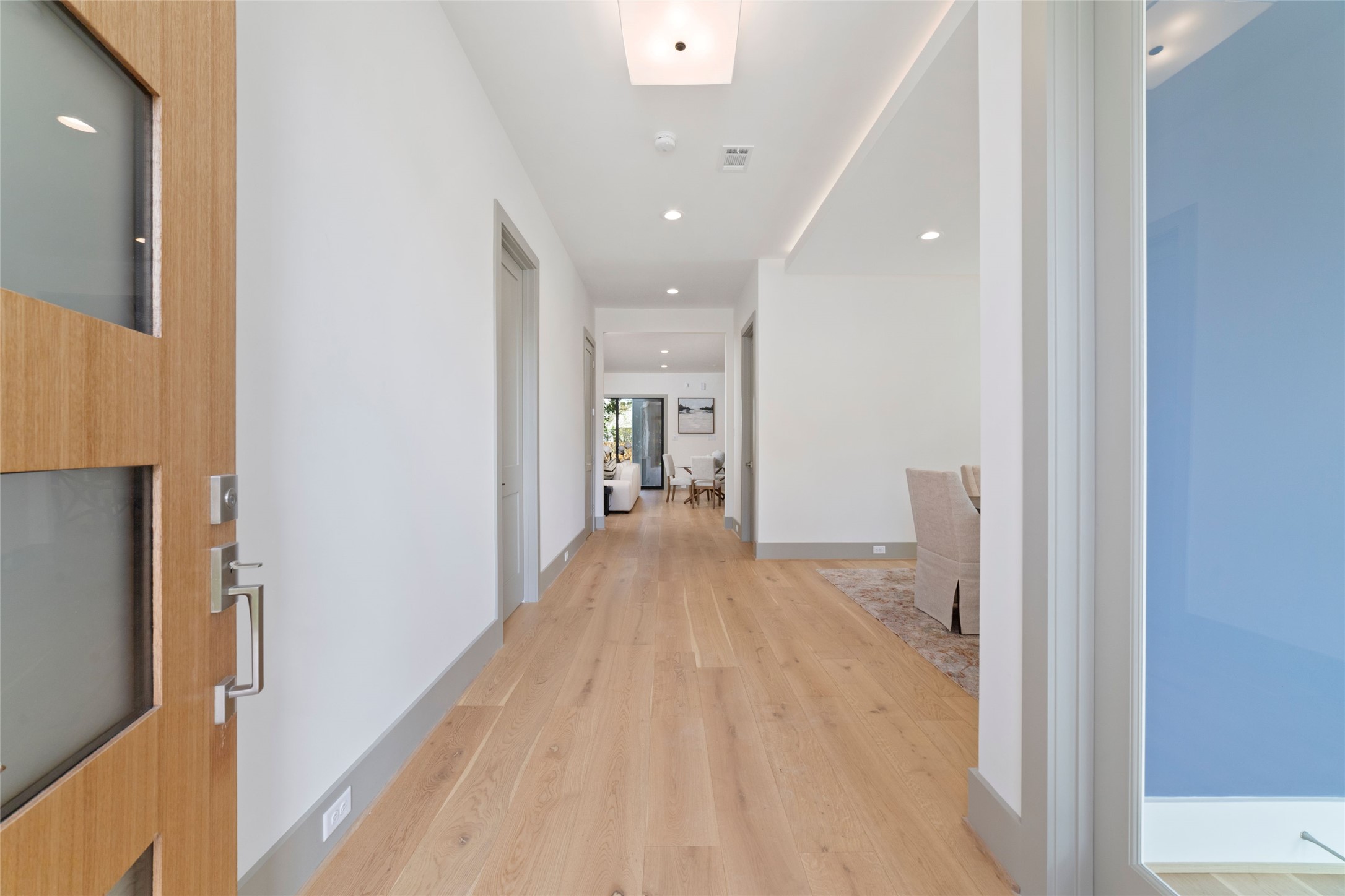 5200 Beech Street Bellaire, TX 77401 - Photo 7 of 50