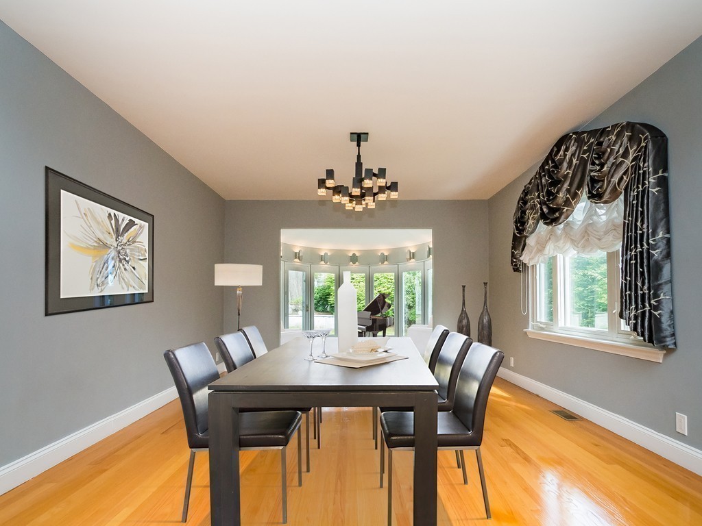 49 Helene Road, Unit 49 Newton, MA 02468 - Photo 5 of 24