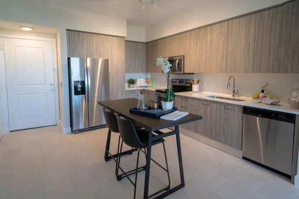 $3,833 | 17945 Southwest 97th Avenue, Unit 421, Palmetto Bay, FL 33157