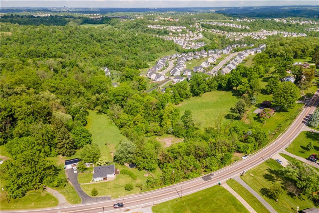 4266 Battle Ridge Road McDonald, PA 15057 - Photo 21 of 23 a view of a garden from a balcony