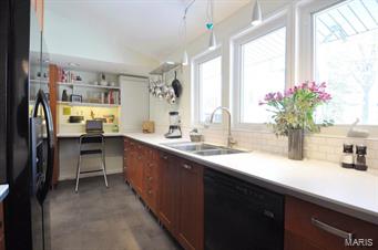 27 Crosswinds Drive St. Louis, MO 63132 - Photo 18 of 59