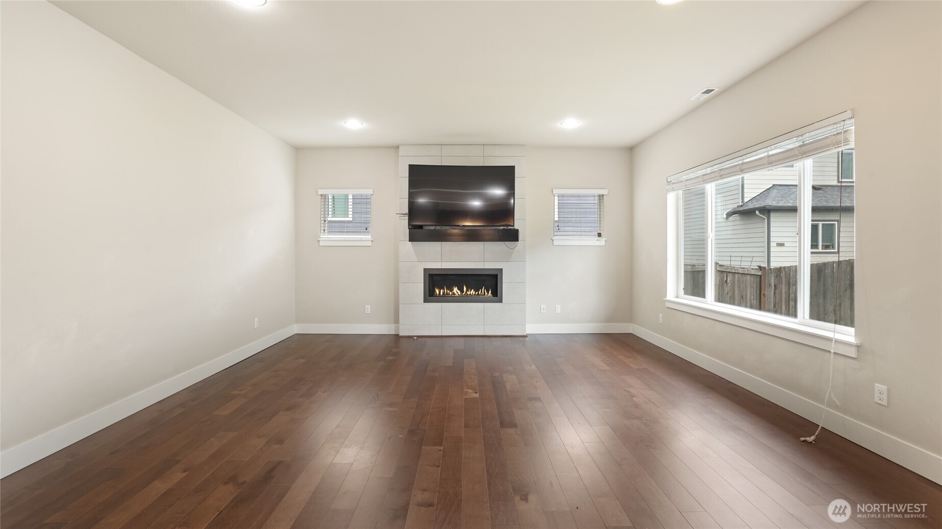 21417 43rd Drive Southeast Bothell, WA 98021 - Photo 2 of 32