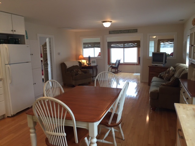 2422 Wolfs Point Drive Rochester, IN 46975 - Photo 3 of 17