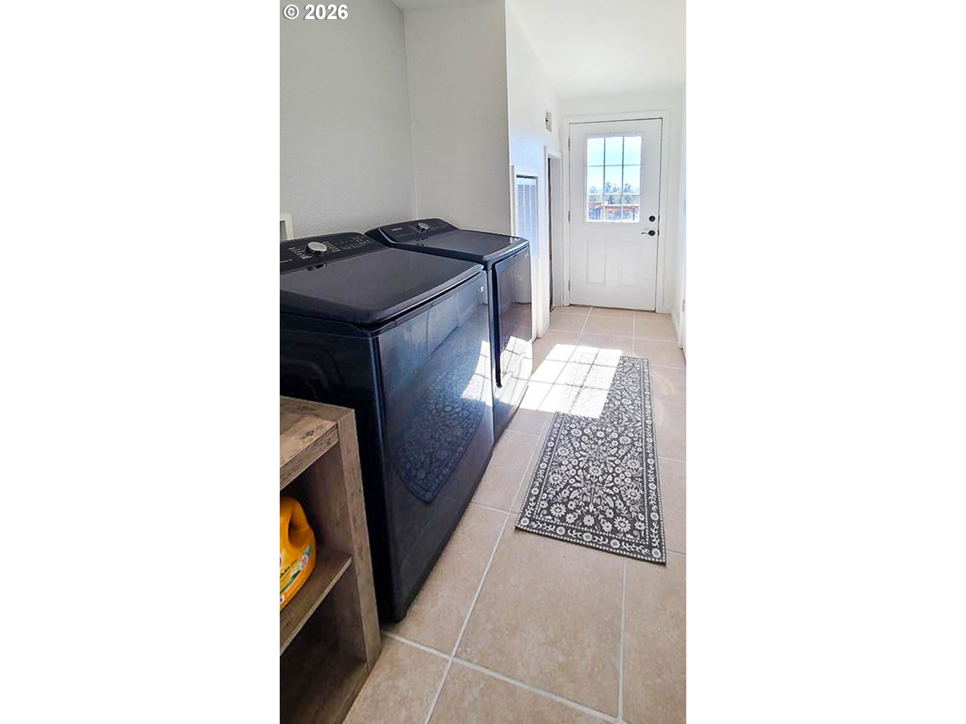 6710 Jake Road Klamath Falls, OR 97601 - Photo 13 of 37 Laundry