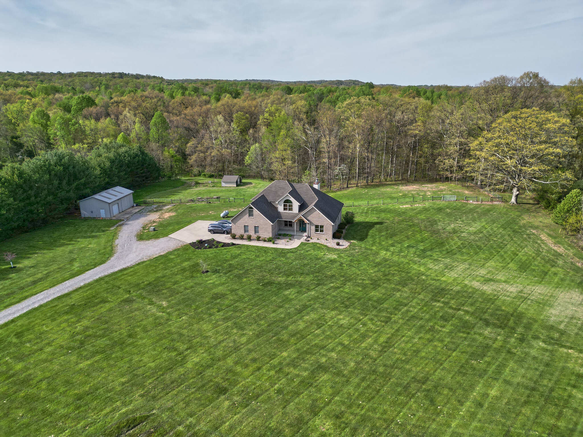 7695 South Sprague Road Columbus, IN 47201 - Photo 3 of 54