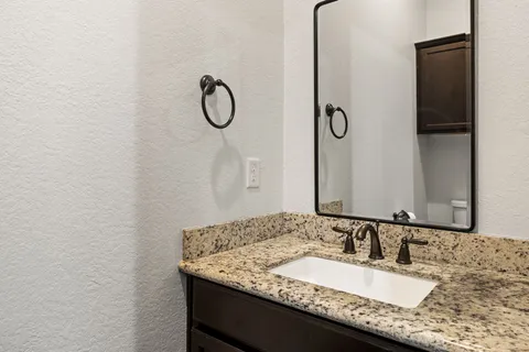 $625,000 | 828 West 26th Street, Houston, TX 77008