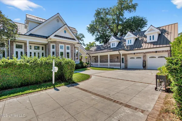 $1,650,000 | 1611 Glenn Swetman Street, Biloxi, MS 39530