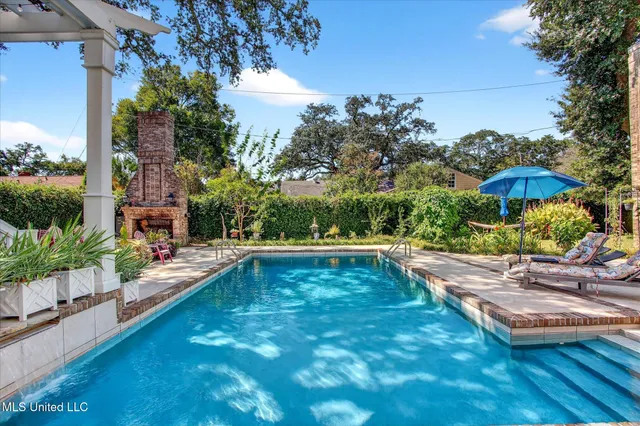 $1,650,000 | 1611 Glenn Swetman Street, Biloxi, MS 39530