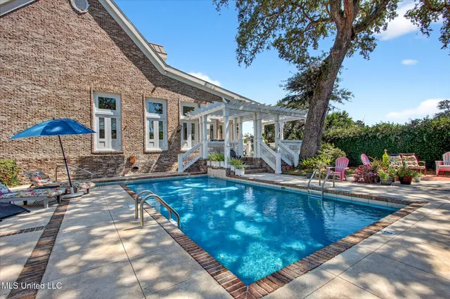 $1,650,000 | 1611 Glenn Swetman Street, Biloxi, MS 39530