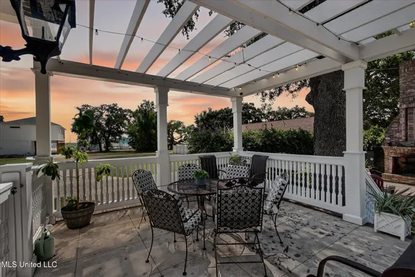$1,650,000 | 1611 Glenn Swetman Street, Biloxi, MS 39530