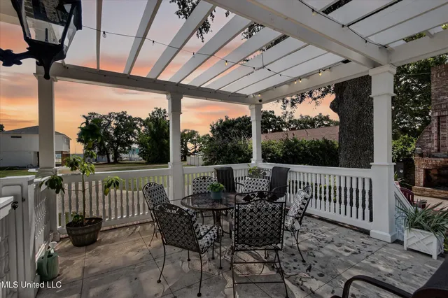 $1,650,000 | 1611 Glenn Swetman Street, Biloxi, MS 39530