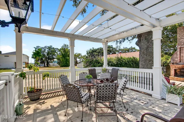 $1,650,000 | 1611 Glenn Swetman Street, Biloxi, MS 39530