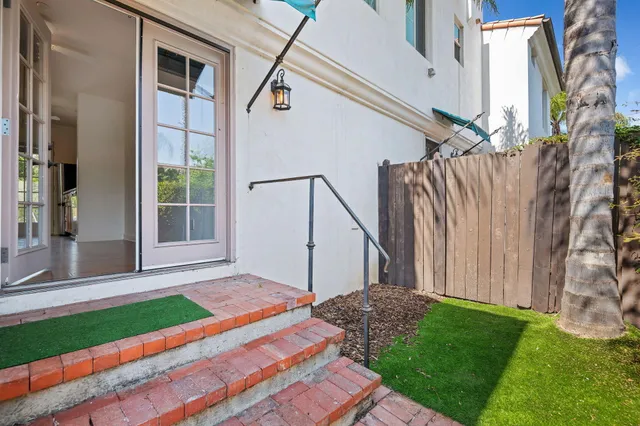 $2,750,000 | 330 West Canon Perdido Street, Santa Barbara, CA 93101