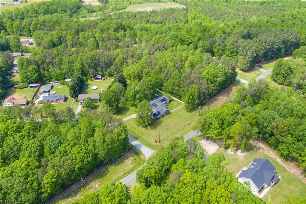 1722 Sandy Cross Road Burlington, NC 27217 - Photo 29 of 30 Gallery Image 29