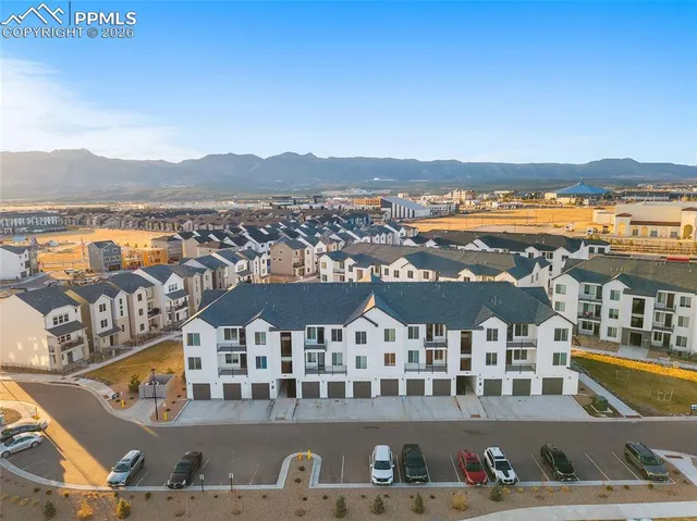$299,990 | 2232 Arikaree Heights, Unit 304, Colorado Springs, CO 80908