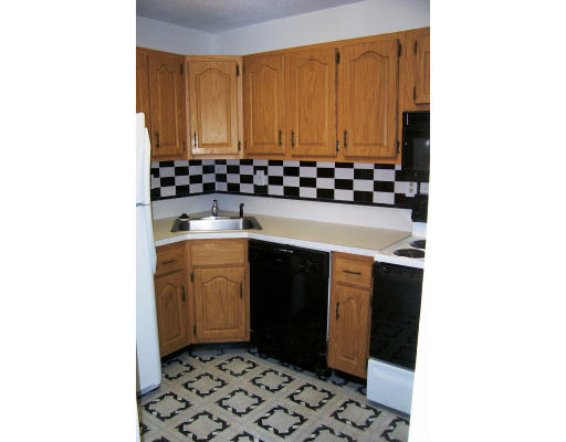 555 Russell Road, Unit 12C Westfield, MA 01085 - Photo 2 of 4 Gallery Image 2