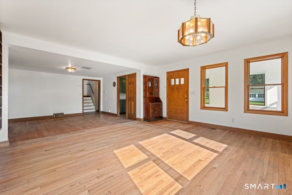 30 Old Middle Road Brookfield, CT 06804 - Photo 19 of 35 Gallery Image 19