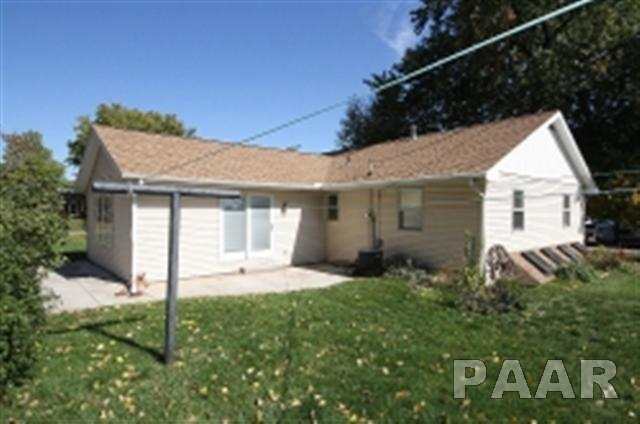 101 Greene Street Delavan, IL 61734 - Photo 3 of 19