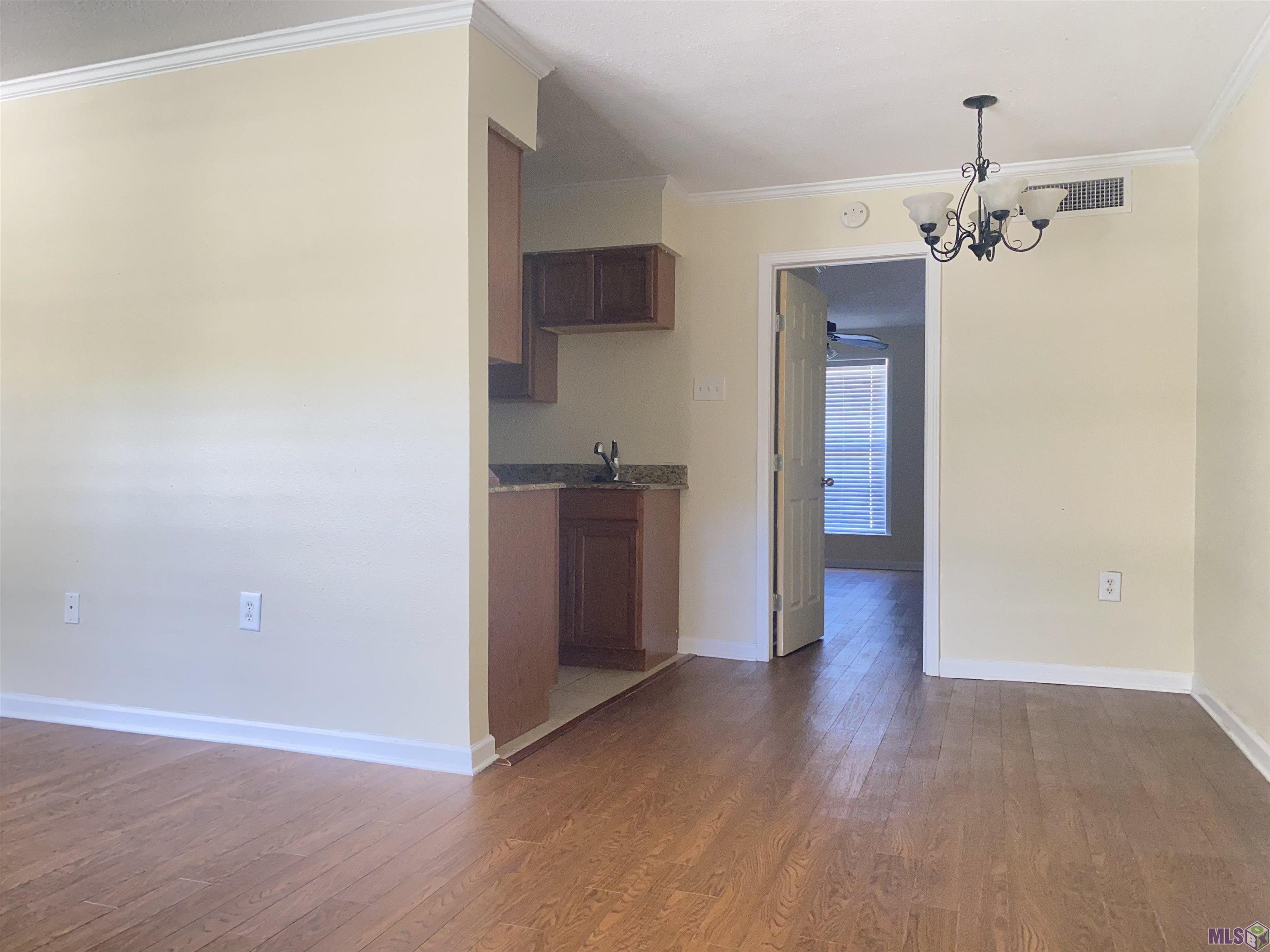 10286 West Winston Avenue, Unit 6 Baton Rouge, LA 70809 - Photo 4 of 10