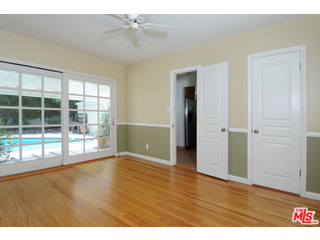 6604 Ruffner Avenue Lake Balboa, CA 91406 - Photo 6 of 17 Gallery Image 6