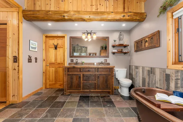 $1,195,000 | 16196 Zigmund Drive, Fifty Lakes, MN 56448