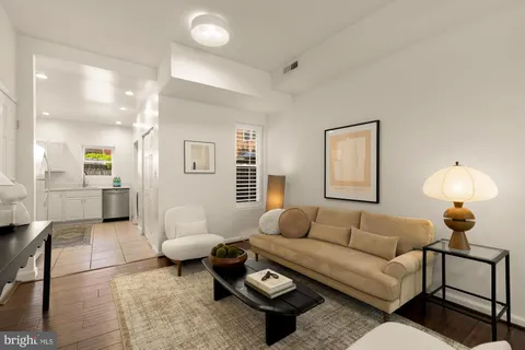 $799,000 | 427 R Street Northwest, Washington, DC 20001