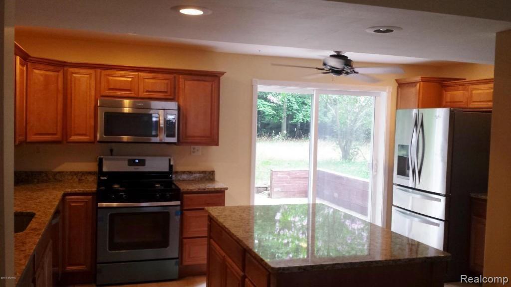 5199 West Riley-Thompson Road Whitehall, MI 49461 - Photo 5 of 15