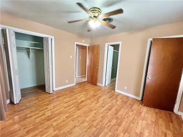 $1,600 | 112 Rice Drive, Portland, TX 78374