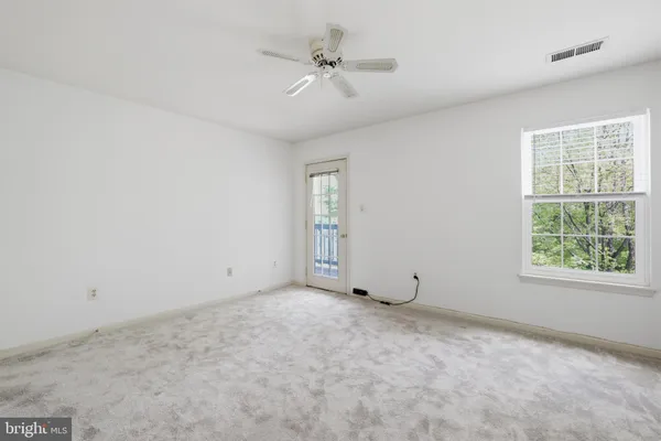 $2,700 | 2844 Yarling Court, Falls Church, VA 22042