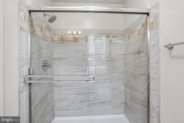 $2,700 | 2844 Yarling Court, Falls Church, VA 22042