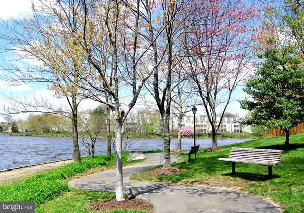 $2,700 | 2844 Yarling Court, Falls Church, VA 22042