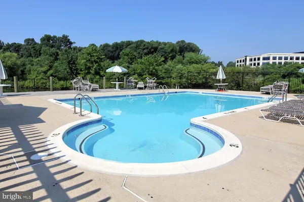 $2,700 | 2844 Yarling Court, Falls Church, VA 22042