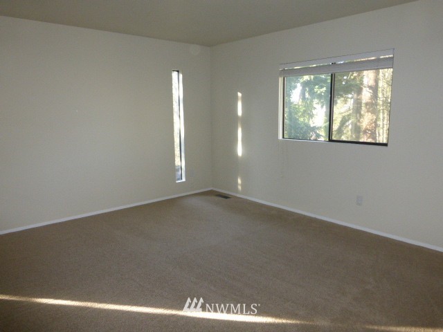 505 South 31st Street Renton, WA 98055 - Photo 7 of 12
