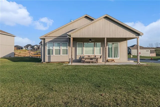 $525,000 | 11410 Bluestem Drive, Kearney, MO 64060