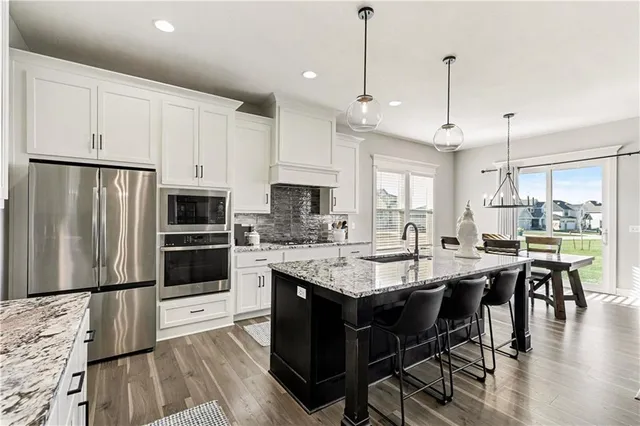 $525,000 | 11410 Bluestem Drive, Kearney, MO 64060