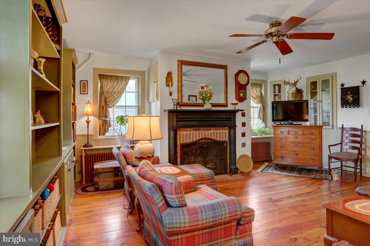 35 Alters Road Carlisle, PA 17015 - Photo 23 of 54 Living Room