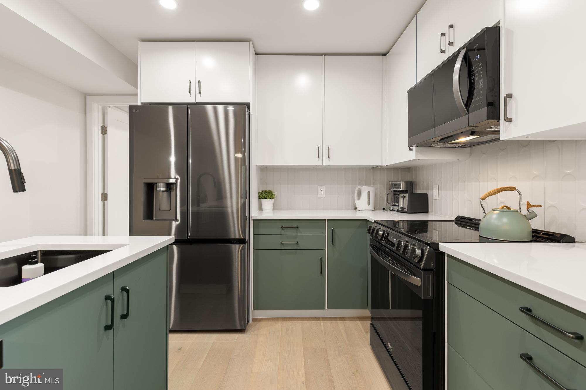 1146 16th Street Northeast, Unit A Washington, DC 20002 - Photo 10 of 27