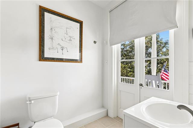 1201 First Street New Orleans, LA 70130 - Photo 20 of 37