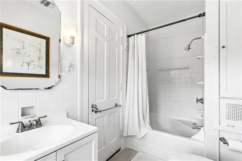 $1,775,000 | 1201 First Street, New Orleans, LA 70130