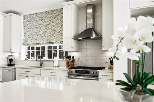 1201 First Street New Orleans, LA 70130 - Photo 8 of 37