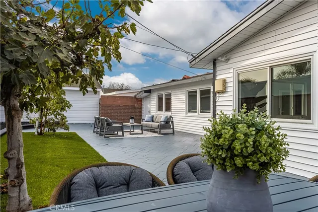 $6,950 | 2130 Kallin Avenue, Long Beach, CA 90815