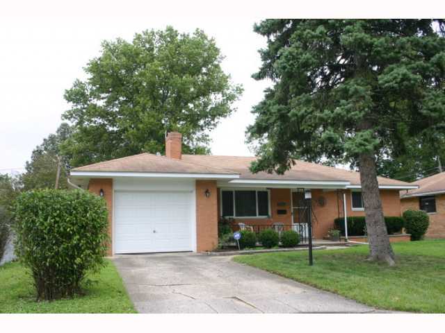 3704 McGuffey Road Columbus, OH 43224 - Photo 1 of 18