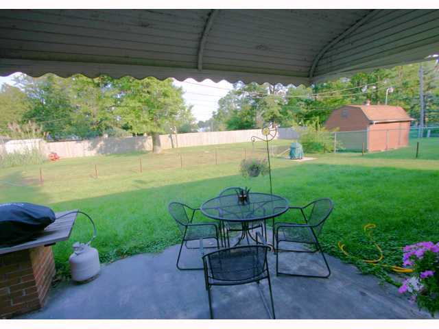 3704 McGuffey Road Columbus, OH 43224 - Photo 11 of 18