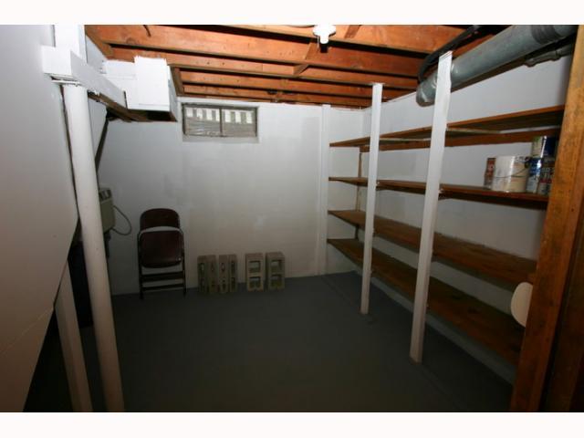 3704 McGuffey Road Columbus, OH 43224 - Photo 15 of 18