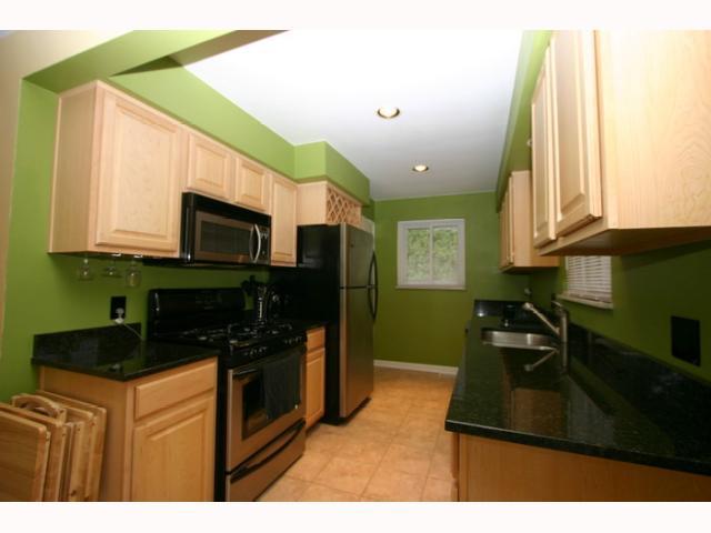 3704 McGuffey Road Columbus, OH 43224 - Photo 6 of 18